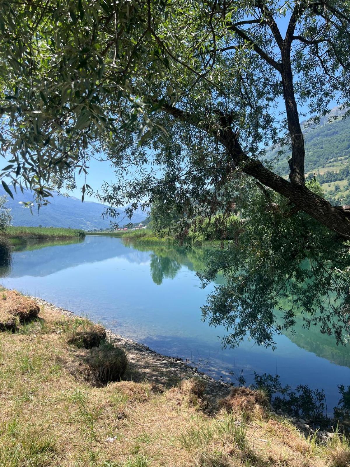Camp Hotel Lake Views Πλαβ Εξωτερικό φωτογραφία