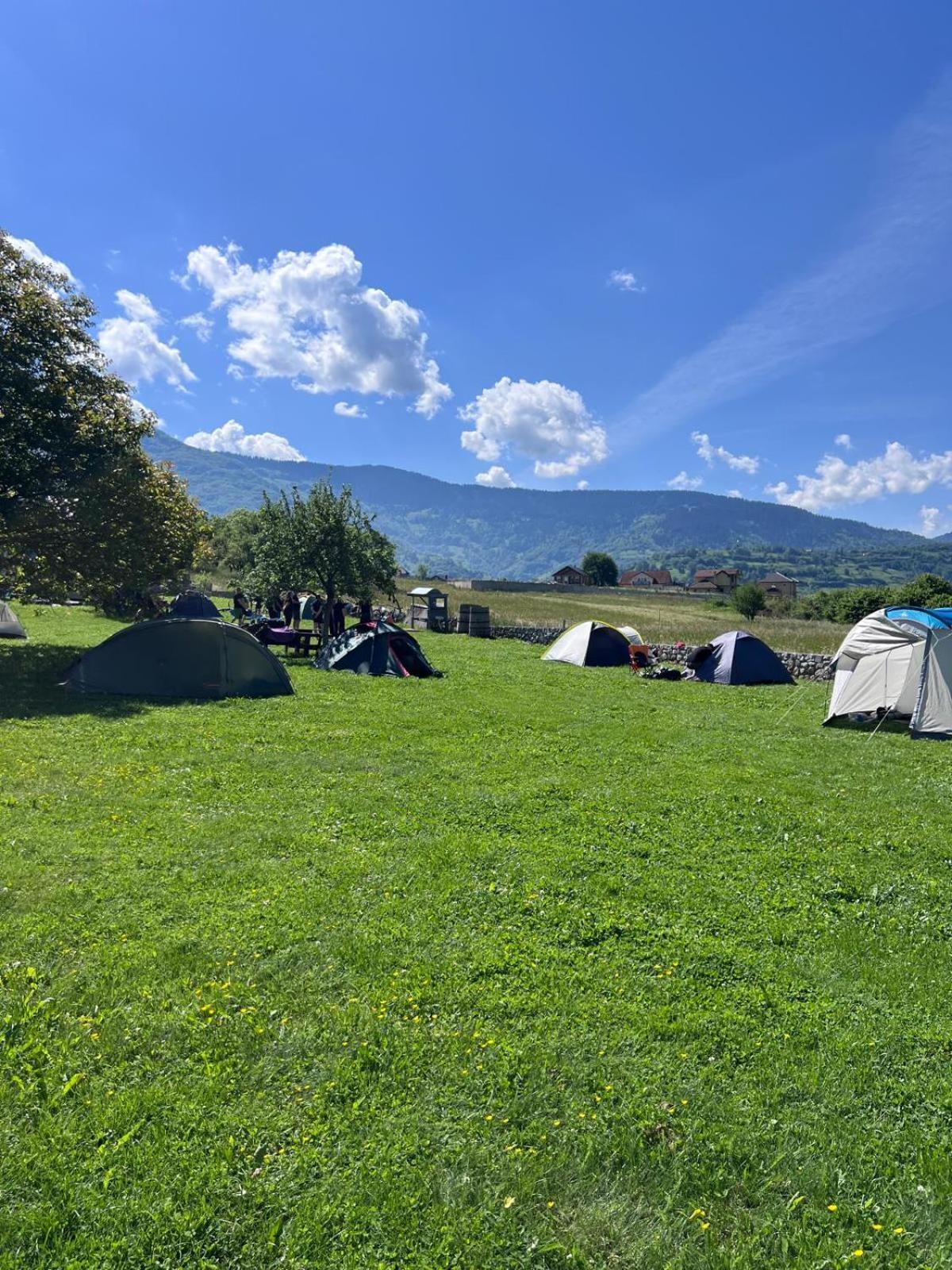 Camp Hotel Lake Views Πλαβ Εξωτερικό φωτογραφία