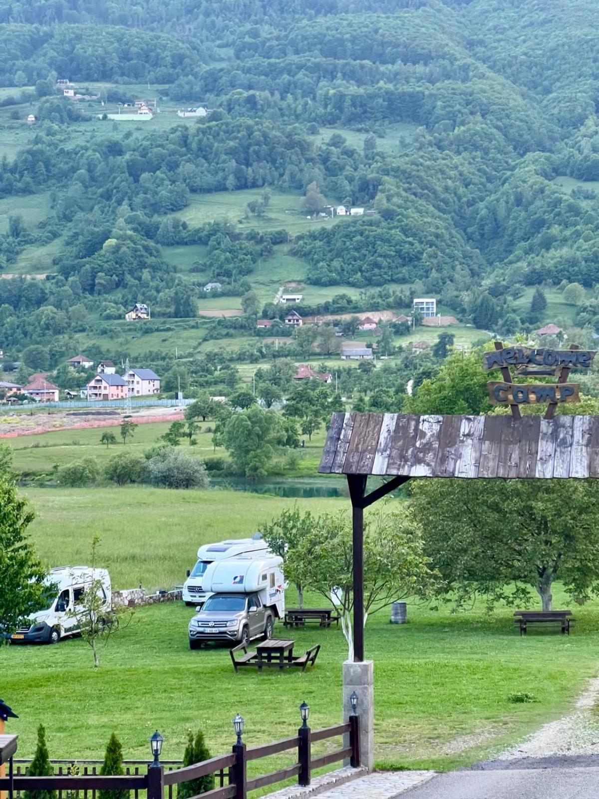 Camp Hotel Lake Views Πλαβ Εξωτερικό φωτογραφία